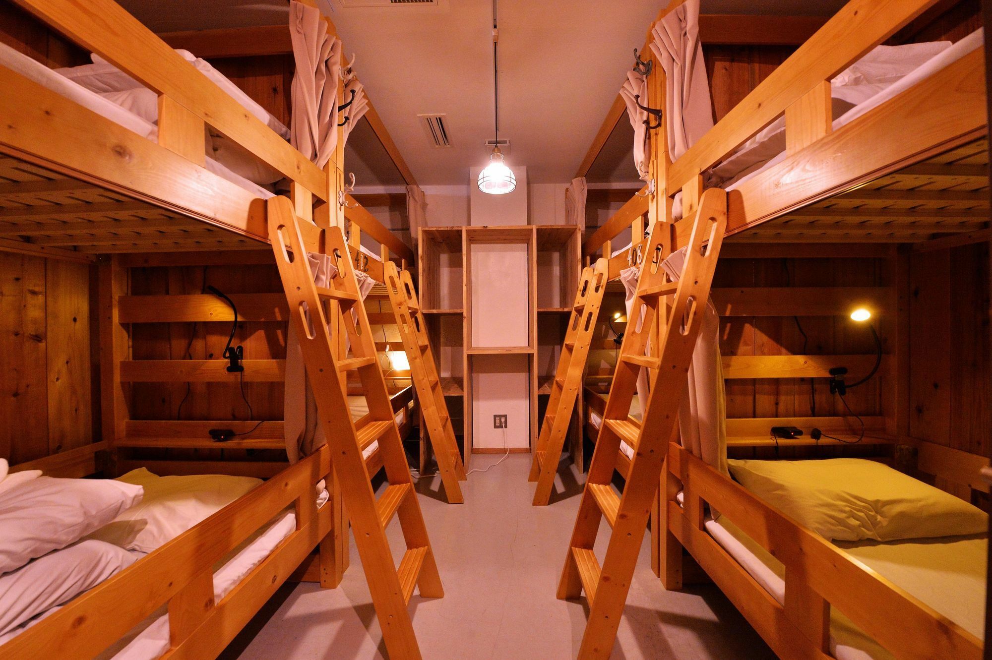 Hostel Waqwaq 東京 上野 浅草 東京都 エクステリア 写真